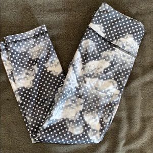 Lululemon size 4 cropped leggings